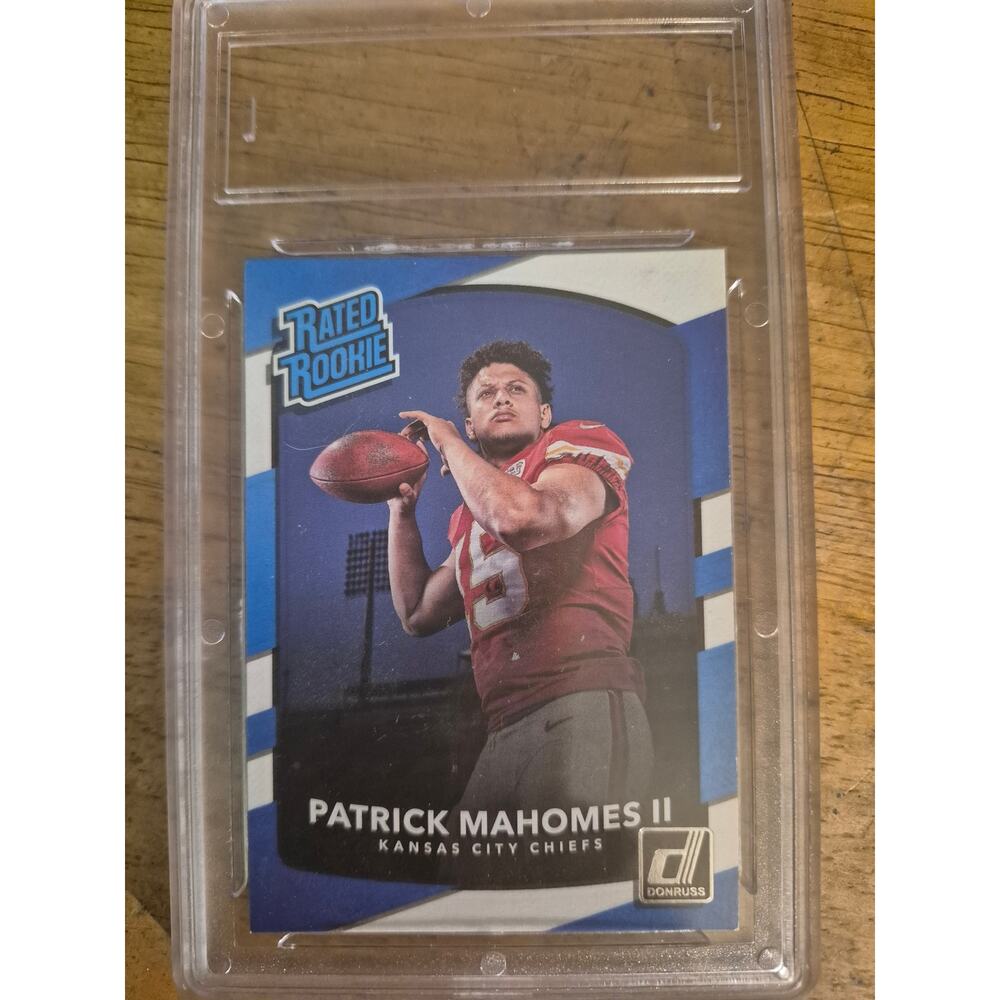 Patrick Mahomes 2017 Donruss Rated Rookie - Scatched